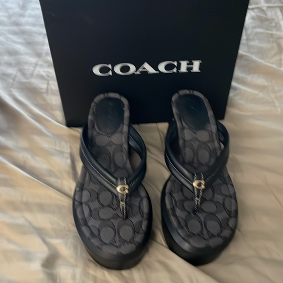 Black leather wedge - Picture 6 of 17